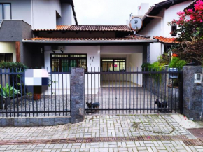 Linda Casa na Praia de Bombas
